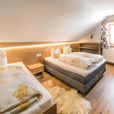 Neuwirt Hotel 2*