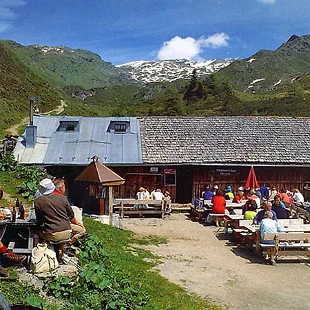 Ξενοδοχείο Neuwirt 3*